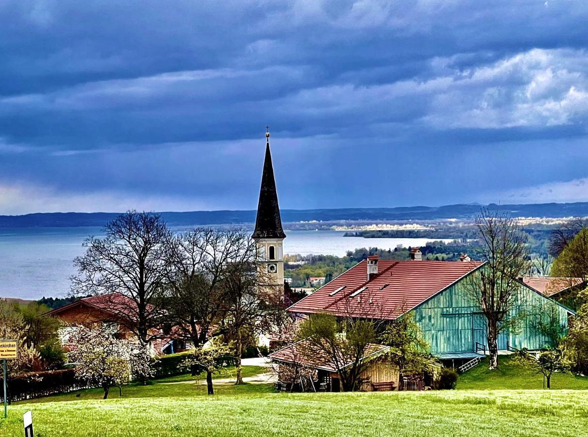 Zuhaeusl Am Chiemsee Appartements يبريتيبرون أم تشيمسي المظهر الخارجي الصورة